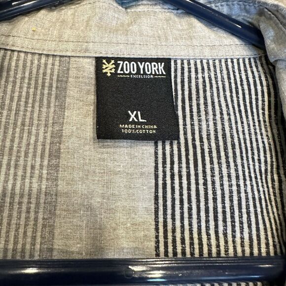 Zoo York Striped Long‎ Sleeve Button Up. Size XL. - Picture 3 of 6